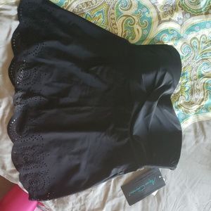 Black tankini top cute cut out detail sz large